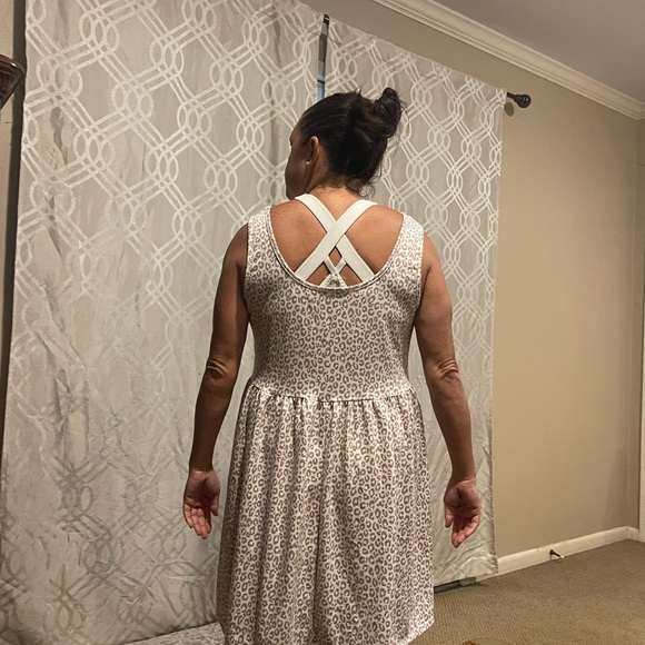 Sleeveless Tank Dress with Pockets!! - Picture 8 of 8